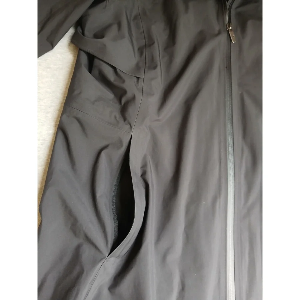 Lululemon Jacket 10 Rain Rebel Hooded Parka Waterproof Outdoor Full Zip Black